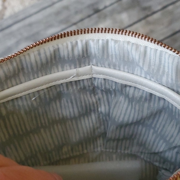 White Maurices Purse - Picture 5 of 7